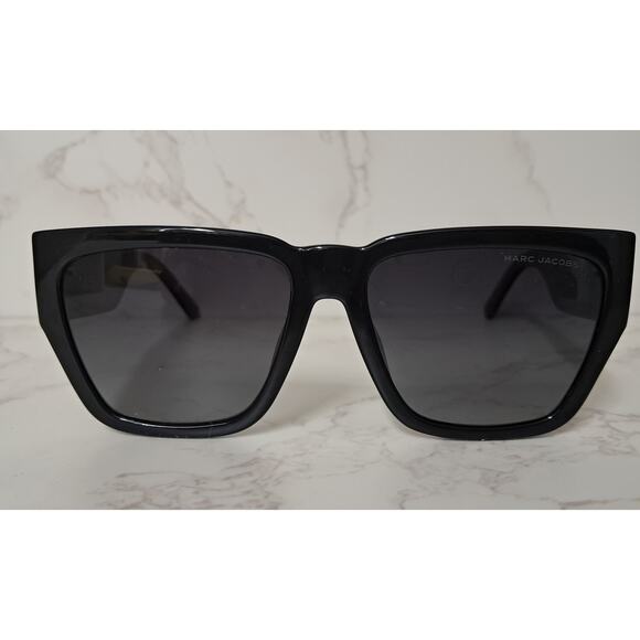 NEW Marc Jacobs Black Polarized Women's Sunglasses - Picture 1 of 7